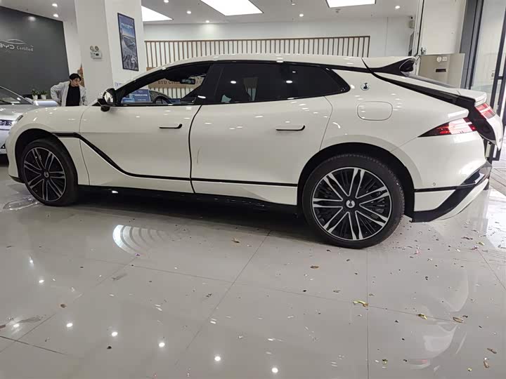 Denza Z9GT 2024 2024款 1100四驱Ultra版