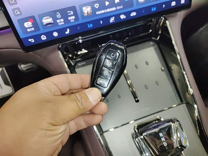 Denza Z9GT 2024 2024款 1100四驱Ultra版