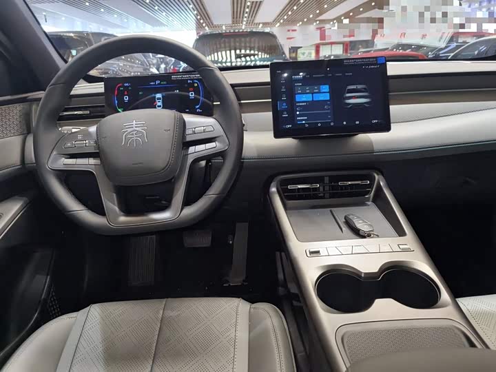 BYD Qin Plus 2025 2025款 DM-i 智驾版 128KM进取型