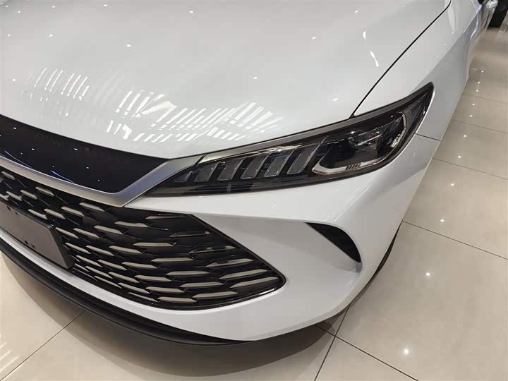 BYD Qin Plus 2025 2025款 DM-i 智驾版 128KM进取型