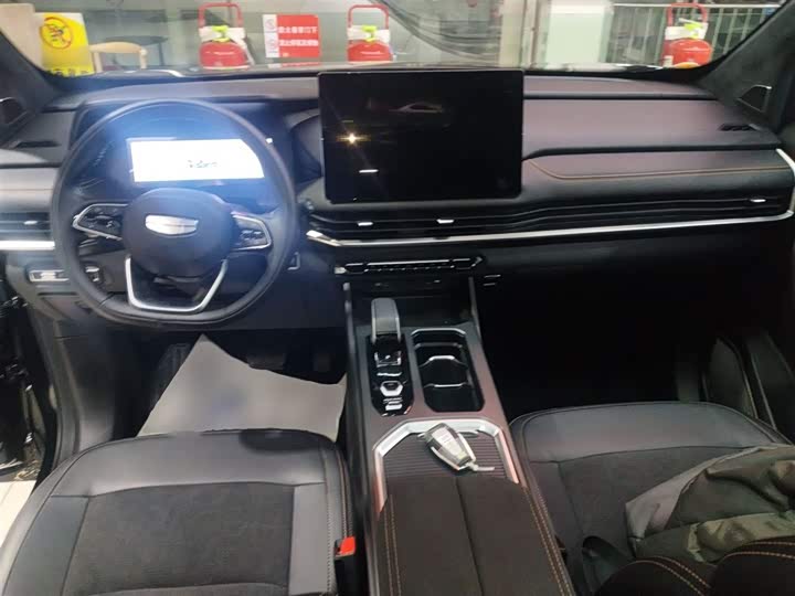 Geely Okavango L 2025 2025款 2.0T DCT尊享款