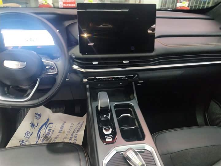 Geely Okavango L 2025 2025款 2.0T DCT尊享款