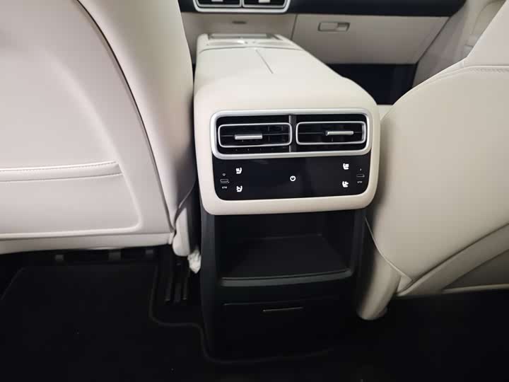 LiXiang L6 2025 2025款 Pro 智能焕新版