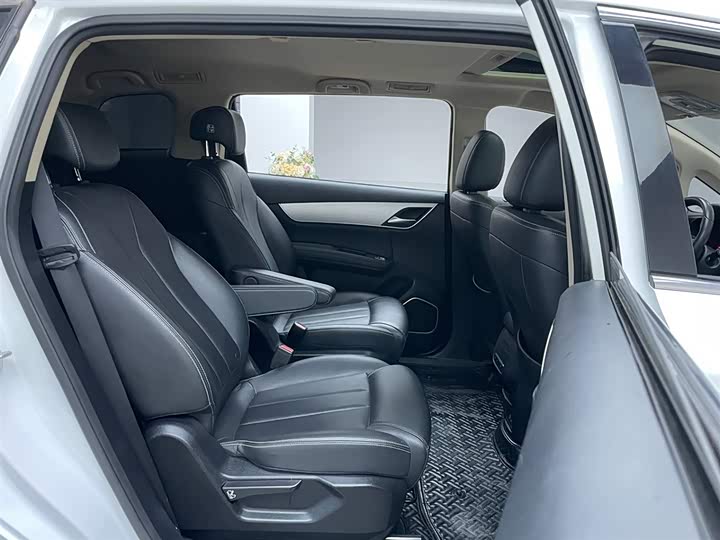 BYD Song Max 2021 2021款 升级版 1.5T 自动豪华型 6座