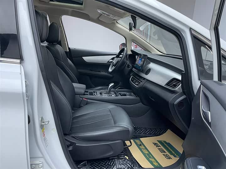 BYD Song Max 2021 2021款 升级版 1.5T 自动豪华型 6座