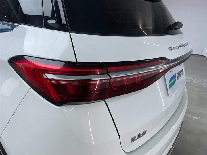 BYD Song Max 2021 2021款 升级版 1.5T 自动豪华型 6座