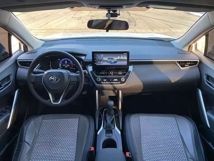 Toyota Frontlander 2024 2024款 2.0L CVT精英版