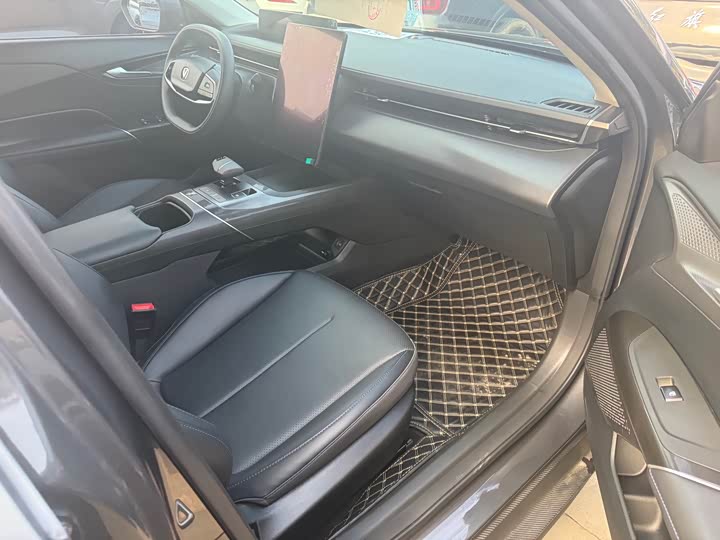 Changan Yida 2023 2023款 蓝鲸NE 1.5T GDI DCT尊享型