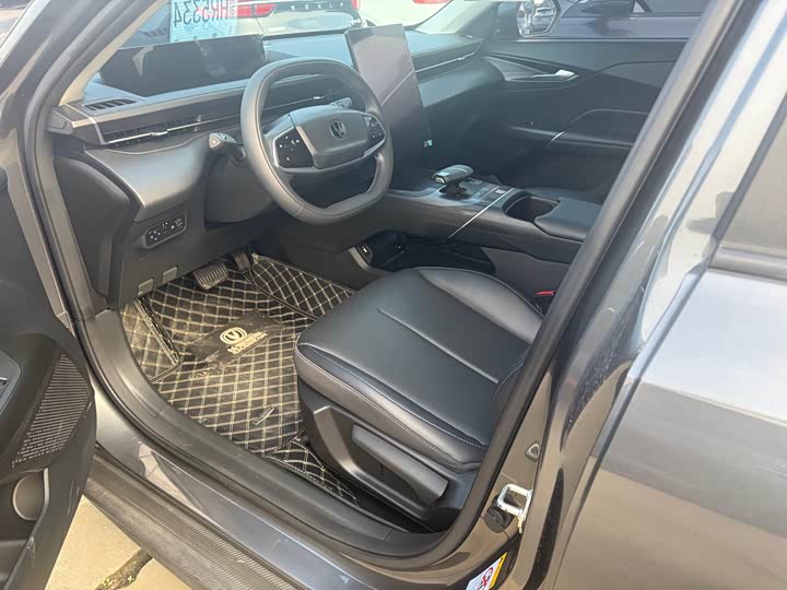 Changan Yida 2023 2023款 蓝鲸NE 1.5T GDI DCT尊享型