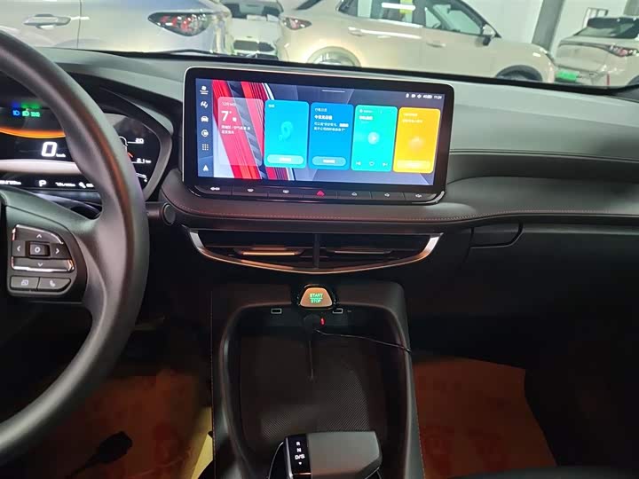 MG Motor 5 2025 2025款 300TGI 全球旗舰版