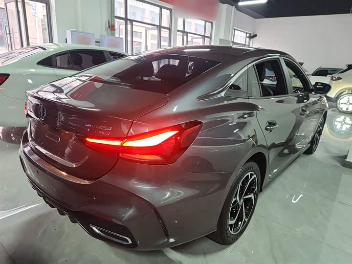 MG Motor 5 2025 2025款 300TGI 全球旗舰版