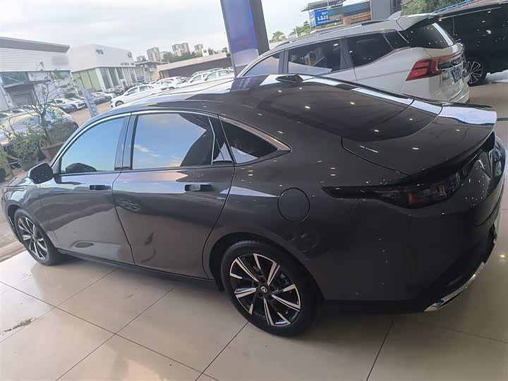 Changan Yida 2023 2023款 蓝鲸NE 1.5T GDI DCT领航型