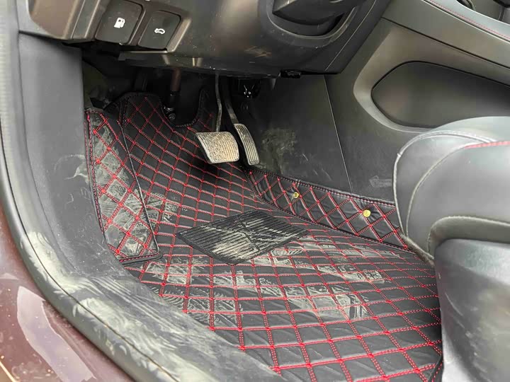 MG Motor 5 2025 2025款 300TGI 全球旗舰版