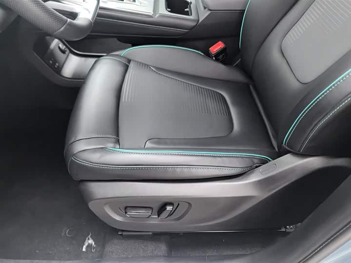 GAC Trumpchi Emkoo 2022 2022款 1.5T 超新星Pro版