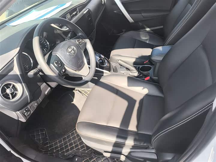 Toyota Corolla Hybrid 2019 2019款 1.8L E-CVT领先版