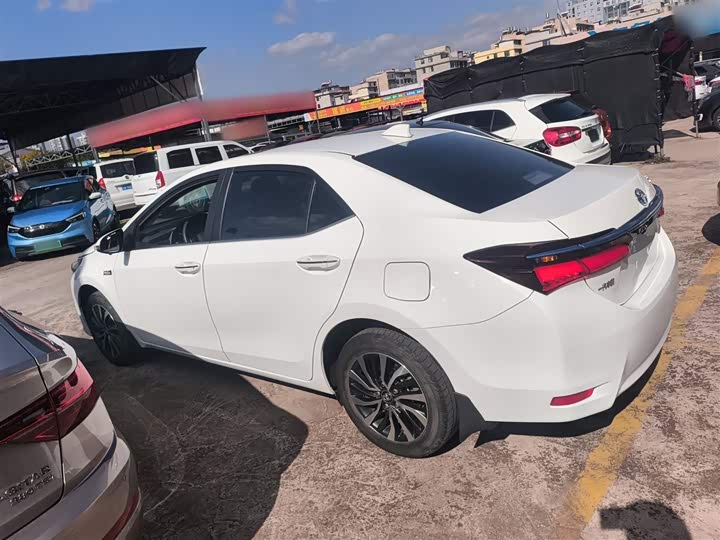 Toyota Corolla Hybrid 2019 2019款 1.8L E-CVT领先版