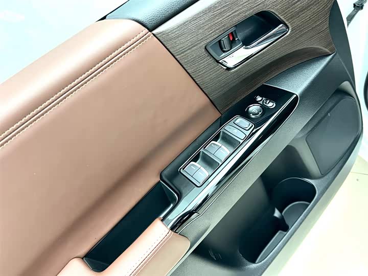 Honda Odyssey 2024 2024款 2.0L e:HEV 锐·悦享版