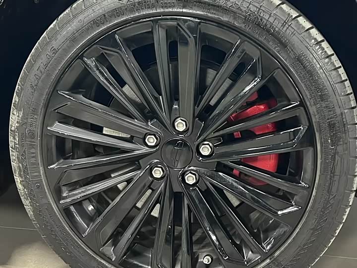 Geely Preface L 2024 2024款 油混 1.5TD 天宫版