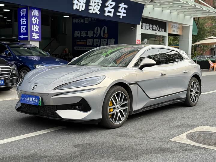 2024 Denza Z9GT