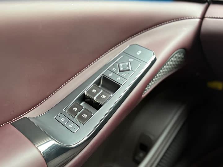 Denza Z9GT 2024 2024款 1100四驱Pro版