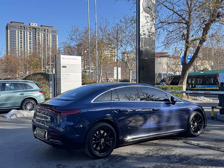 Mercedes-Benz EQE 2022 2022款 350 先锋版