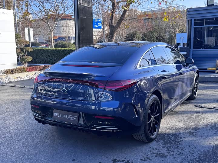 Mercedes-Benz EQE 2022 2022款 350 先锋版