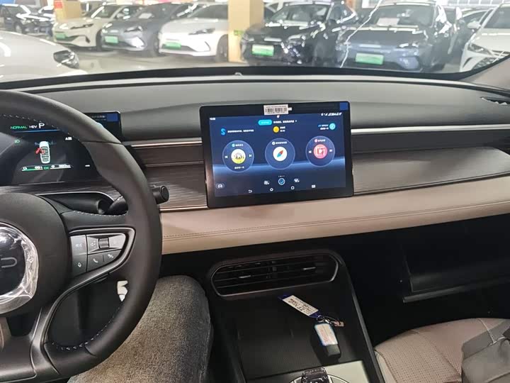 BYD Seal 05 DM-i Hybrid 2025 2025款 DM-i 智驾版 55KM豪华型