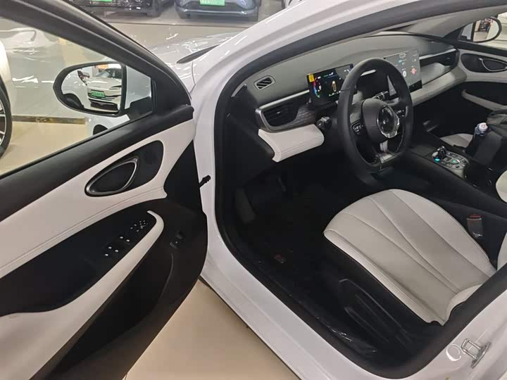 BYD Seal 05 DM-i Hybrid 2025 2025款 DM-i 智驾版 55KM豪华型