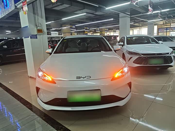 BYD Seal 05 DM-i Hybrid 2025 2025款 DM-i 智驾版 55KM豪华型