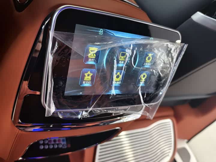 Mercedes-Benz Vito 2024 2024款 2.0T 商务版 7座