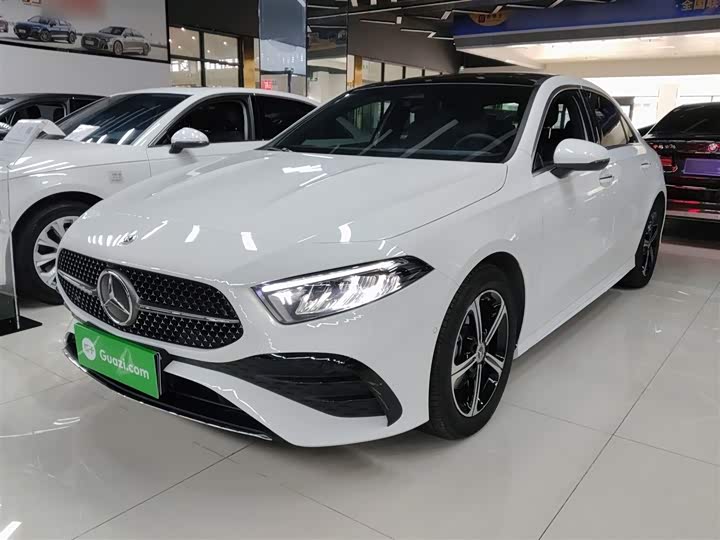 Mercedes-Benz A-Class 2025 2025款 A 200 L 时尚型