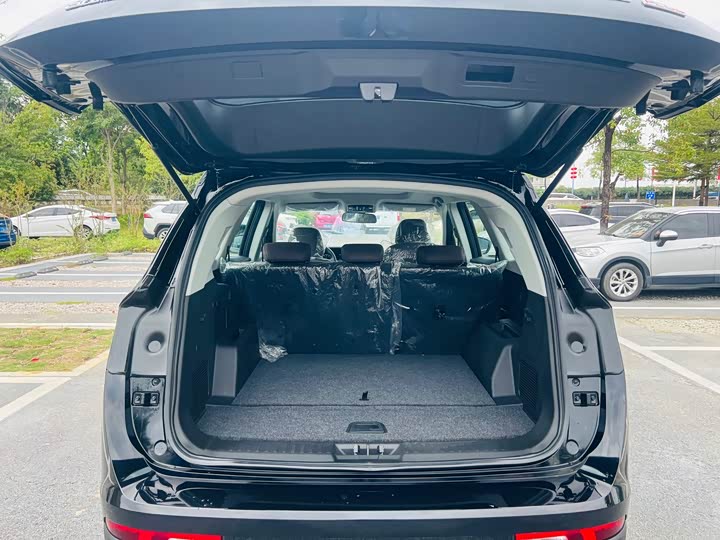 Jetour X90 Plus 2023 2023款 1.6TD DCT平层 5座