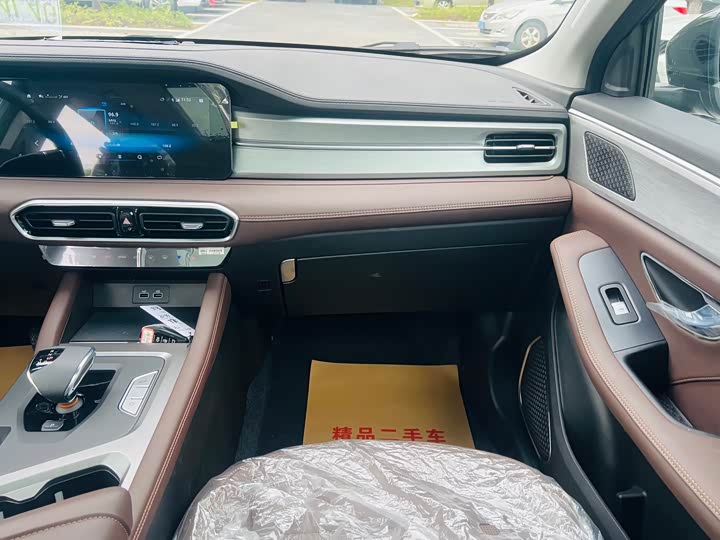 Jetour X90 Plus 2023 2023款 1.6TD DCT平层 5座