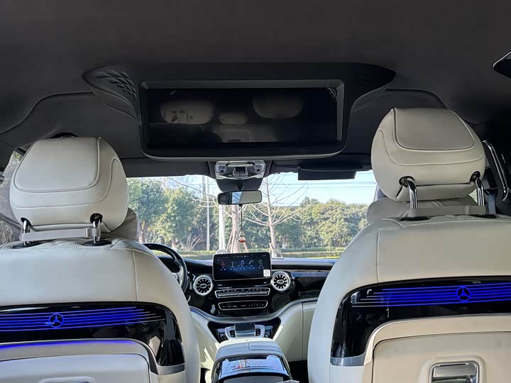 Mercedes-Benz Vito 2024 2024款 2.0T 商务版 7座