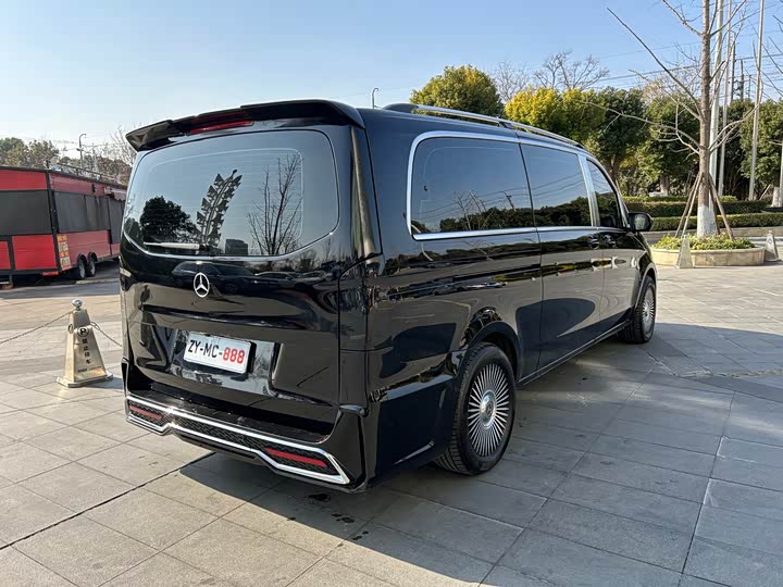 Mercedes-Benz Vito 2024 2024款 2.0T 商务版 7座