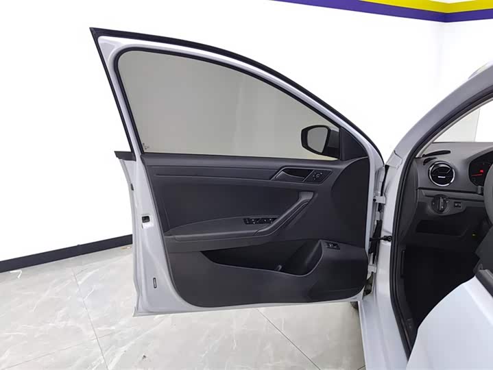 Jetta VA3 2021 2021款 1.5L 自动向上人生版