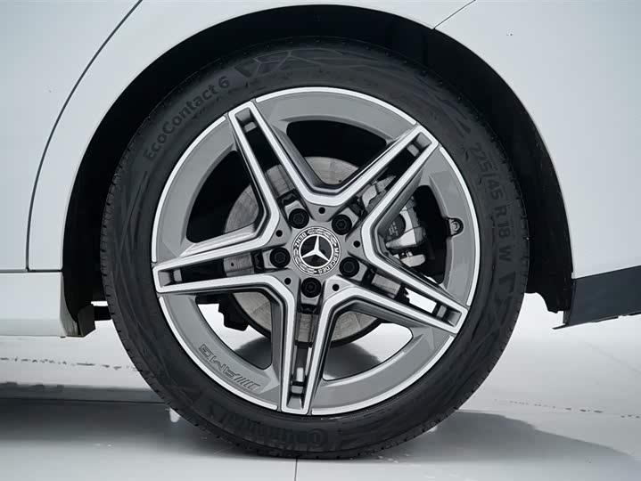 Mercedes-Benz CLA-Class 2023 2023款 CLA 200