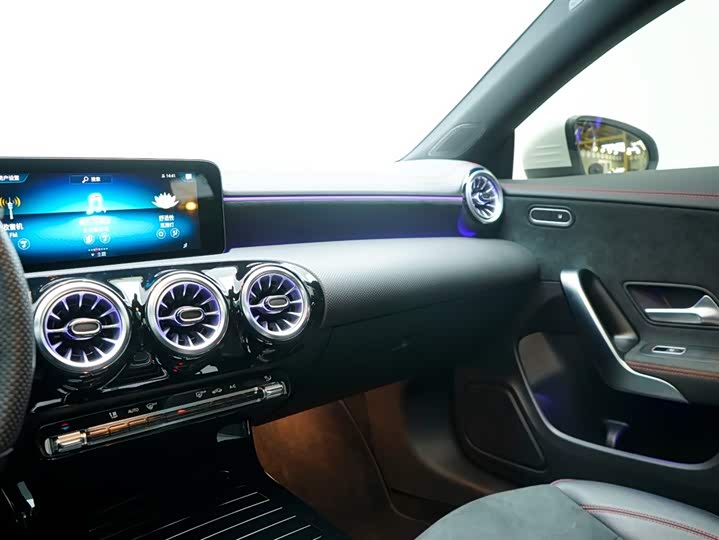 Mercedes-Benz CLA-Class 2023 2023款 CLA 200