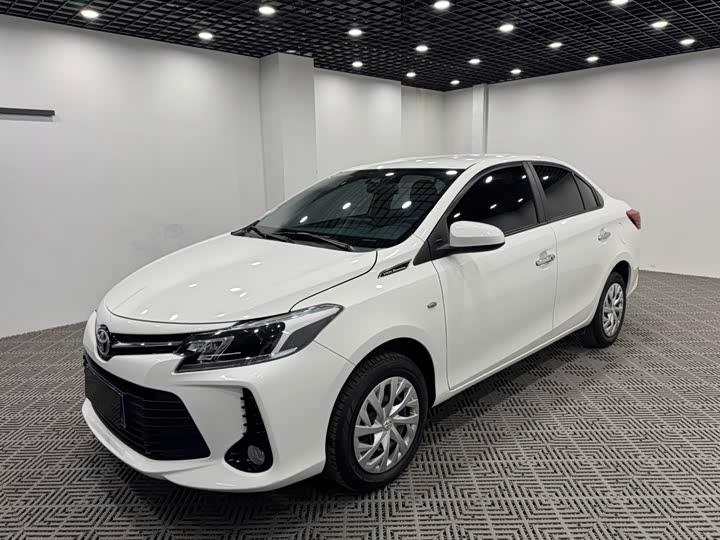 Toyota Vios 2022 2022款 1.5L 20周年纪念版