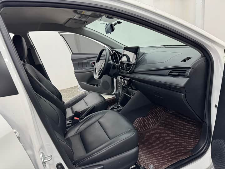 Toyota Vios 2022 2022款 1.5L 20周年纪念版