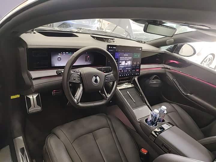 Denza Z9 2024 2024款 1100km 四驱Max版