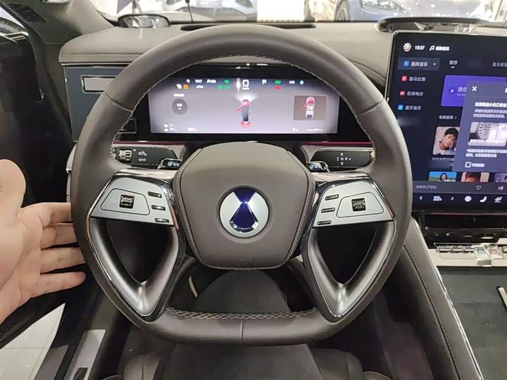 Denza Z9 2024 2024款 1100km 四驱Max版