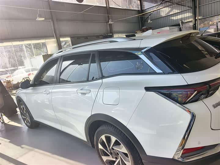 Dongfeng Aeolus Yixuan GS 2021 2021款 230T 自动追星版