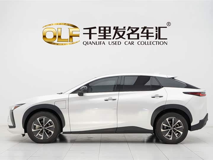Lexus RZ 2023 2023款 450e 四驱纵享版