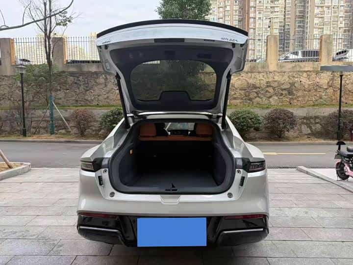 Dongfeng Yipai eπ 007 2024 2024款 增程 200Air版