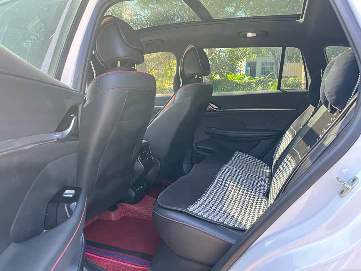 Roewe RX5 Max 2022 2022款 1.5T 自动有为旗舰版