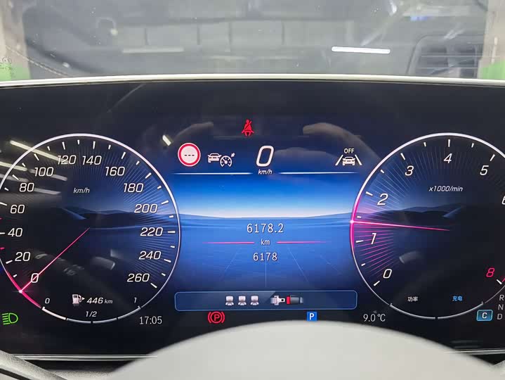 Mercedes-Benz GLC-Class 2025 2025款 GLC 260 L 4MATIC 豪华型