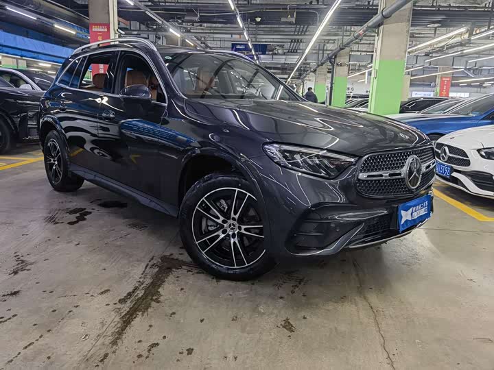 Mercedes-Benz GLC-Class 2025 2025款 GLC 260 L 4MATIC 豪华型