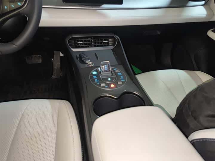 BYD Seal 05 DM-i Hybrid 2025 2025款 DM-i 智驾版 55KM豪华型