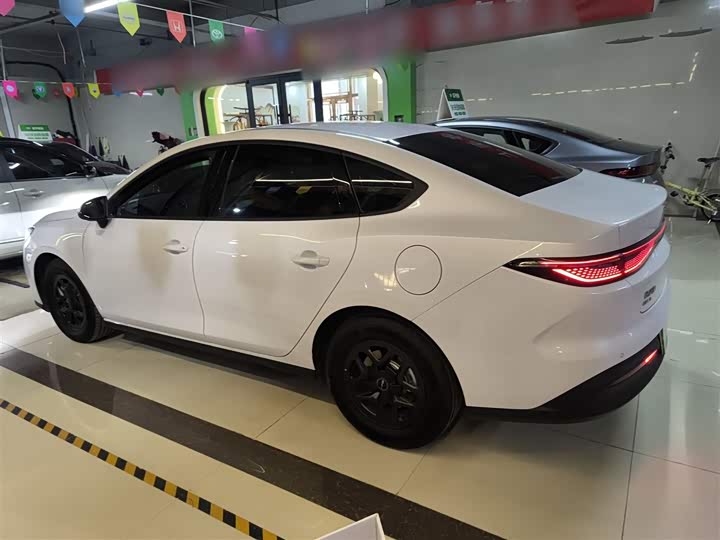 BYD Seal 05 DM-i Hybrid 2025 2025款 DM-i 智驾版 55KM豪华型